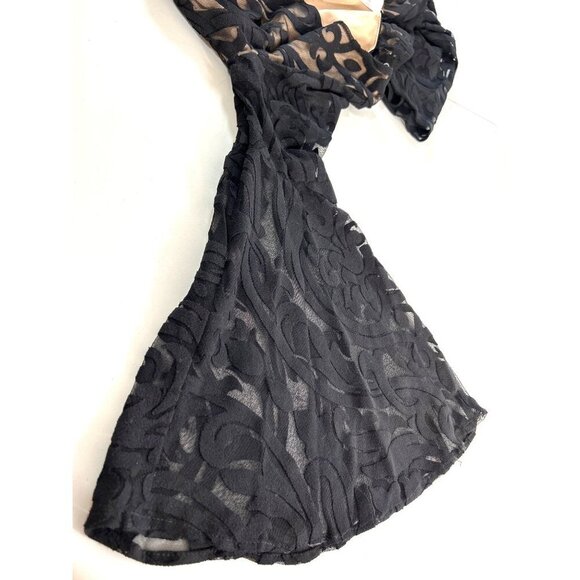 Peppermint USA Top Womens Size S Black/Tan Lined Lace Bell Sleeves Tunic - Picture 7 of 8